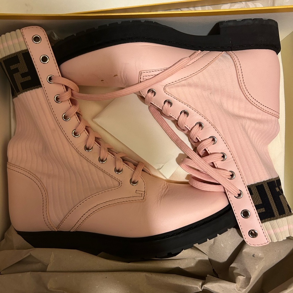 Fendi boots